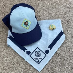 Like New Bear Den Cub Scouts Neckerchief, Tie Slide & Hat 2023-present